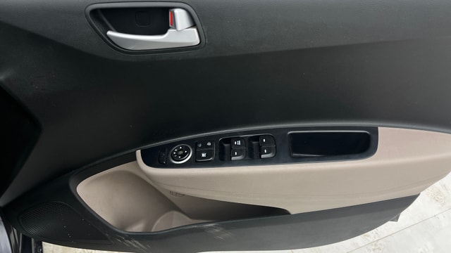 View Hyundai Grand i10 Image 34 Used Hyundai Grand i10 Image 34