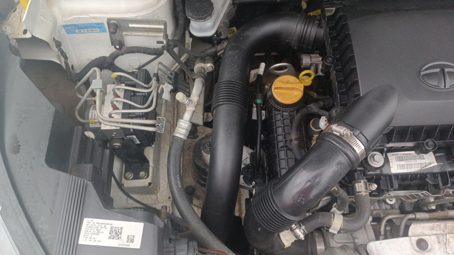 View 2020 Tata Nexon Revotron XM Image 3 Used 2020 Tata Nexon Revotron XM Image 3