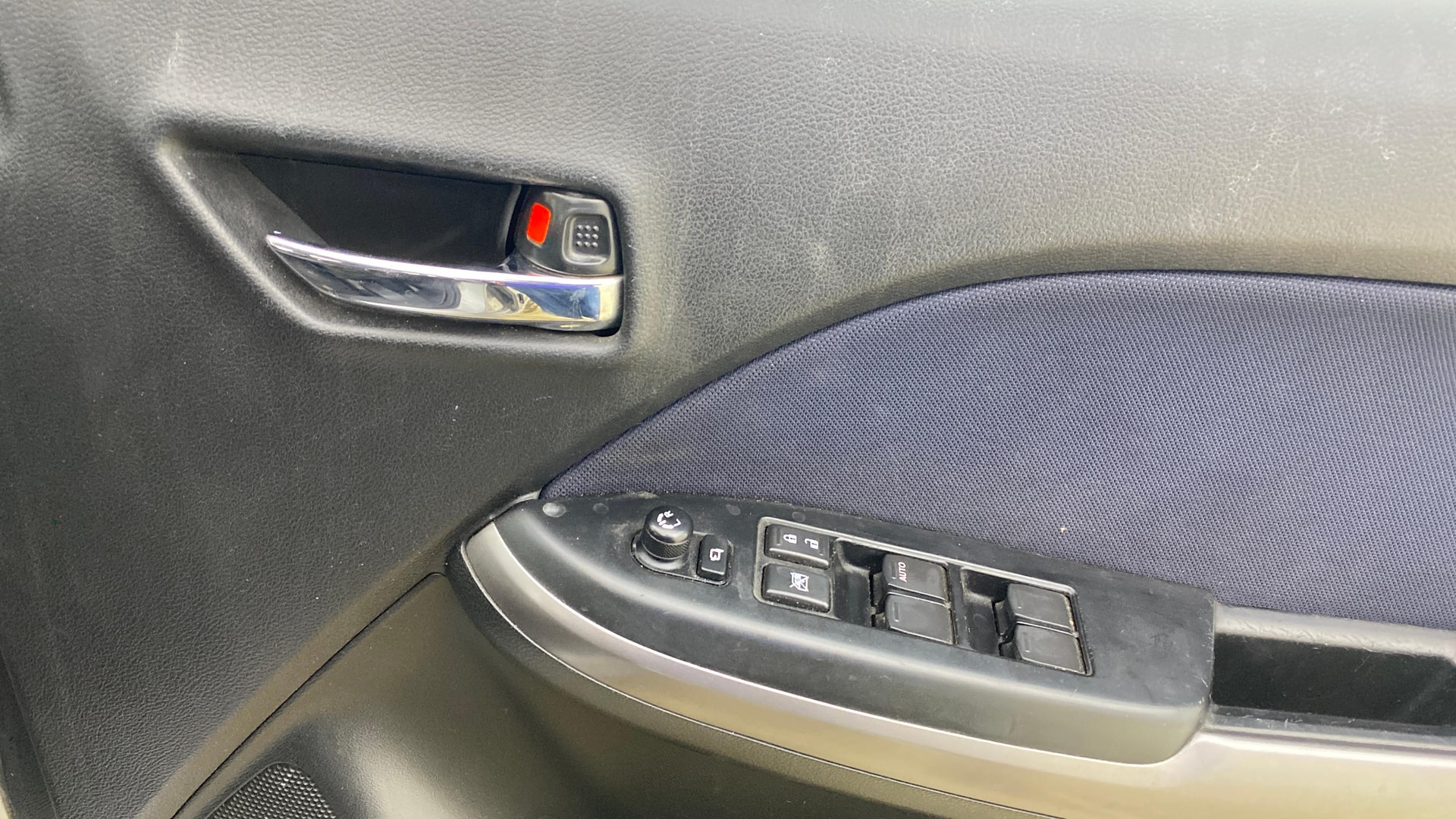 View 2020 Maruti Suzuki 1000 Base Variant Image 38 Used 2020 Maruti Suzuki 1000 Base Variant Image 38