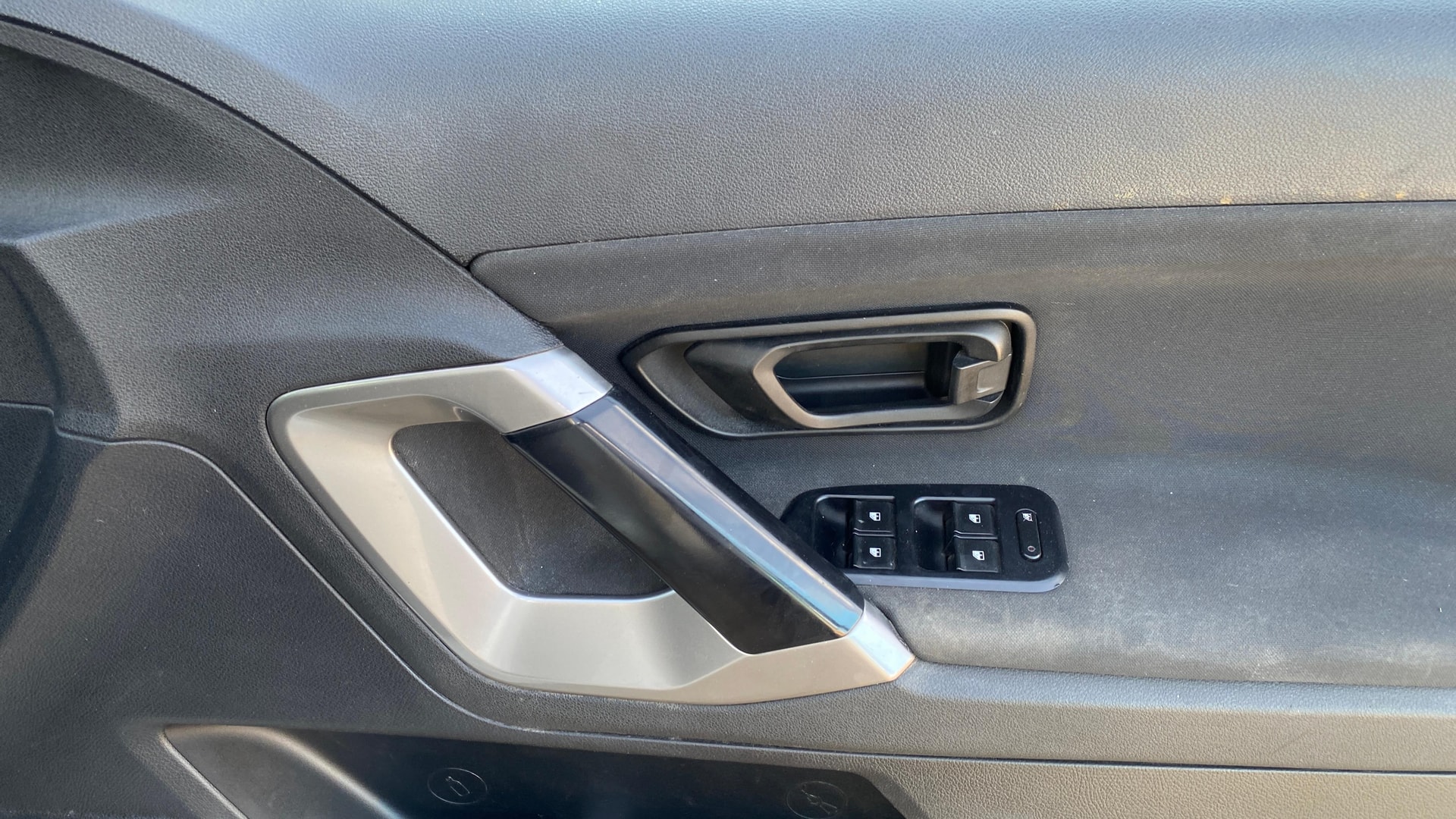View 2021 Tata Harrier XE Image 32 Used 2021 Tata Harrier XE Image 32
