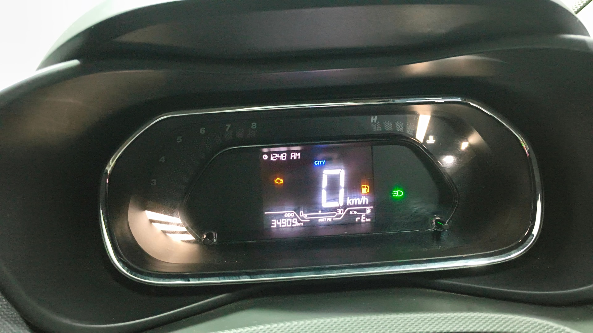 View 2023 Tata Nexon Revotron XE Image 35 Used 2023 Tata Nexon Revotron XE Image 35