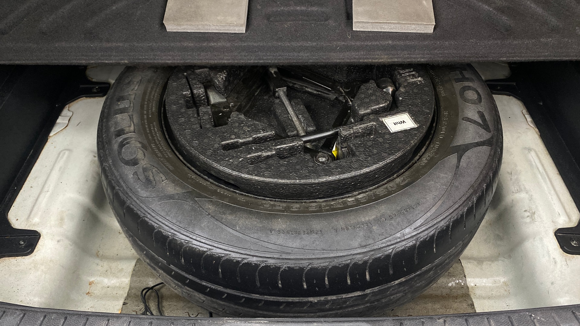 View 2017 Hyundai Creta 1.6 E Plus Petrol Image 24 Used 2017 Hyundai Creta 1.6 E Plus Petrol Image 24