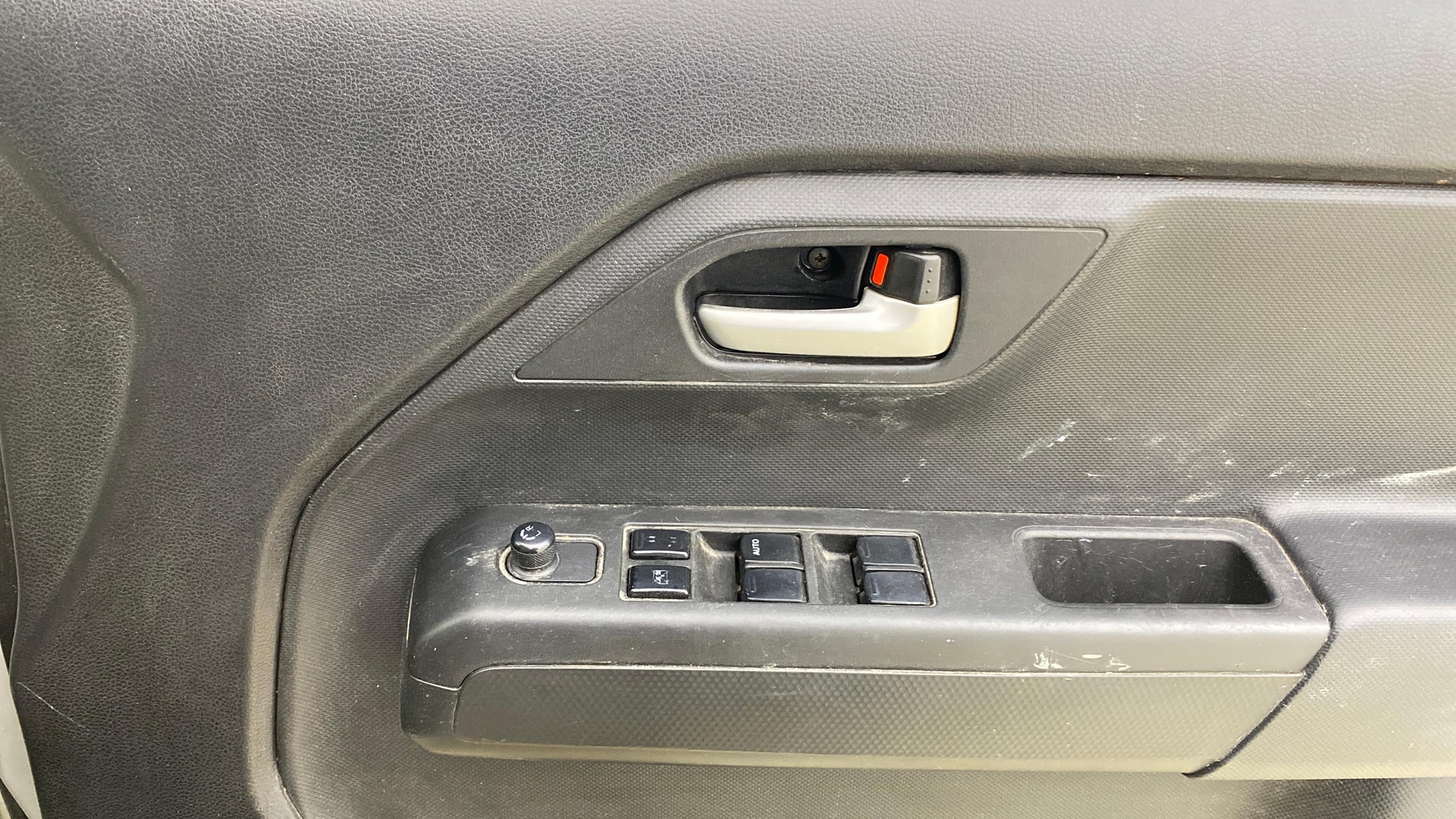 View 2019 Maruti Suzuki 1000 Base Variant Image 32 Used 2019 Maruti Suzuki 1000 Base Variant Image 32