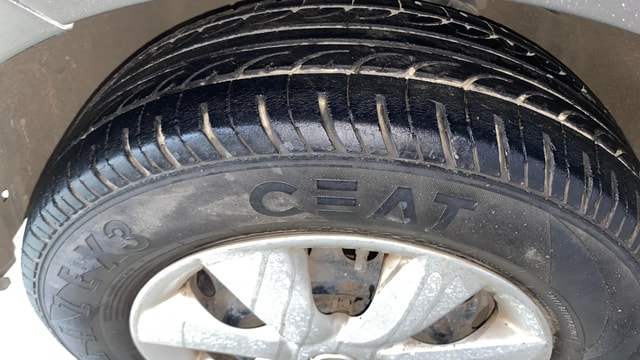 View Nissan Sunny Image 12 Used Nissan Sunny Image 12