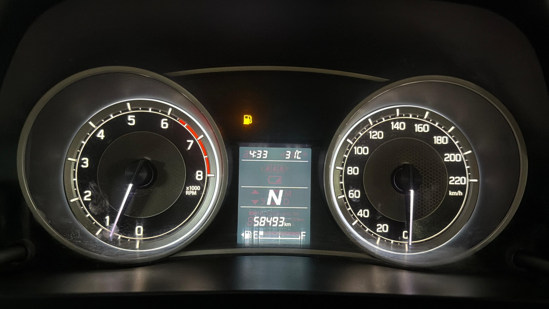 View 2018 Maruti Suzuki 1000 Base Variant Image 33 Used 2018 Maruti Suzuki 1000 Base Variant Image 33