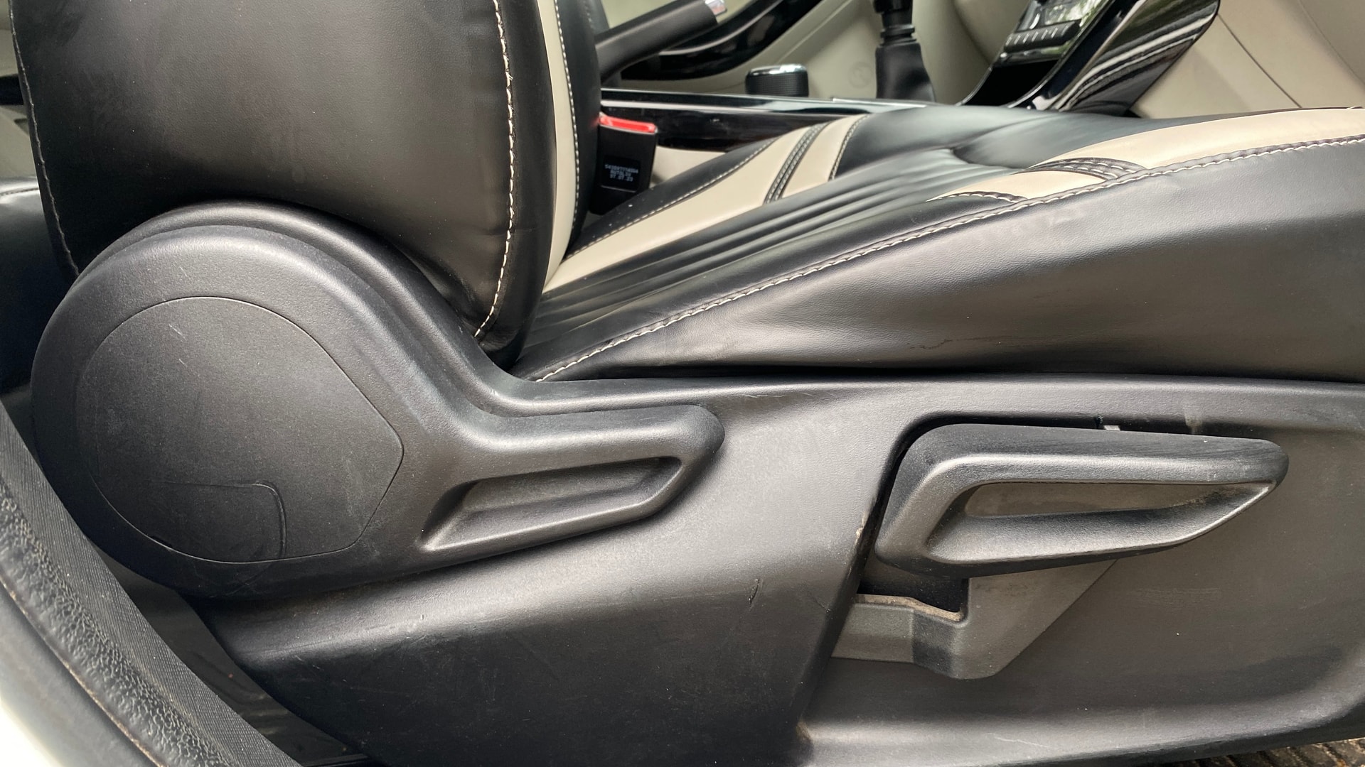 View 2023 Tata Nexon Revotron XE Image 19 Used 2023 Tata Nexon Revotron XE Image 19
