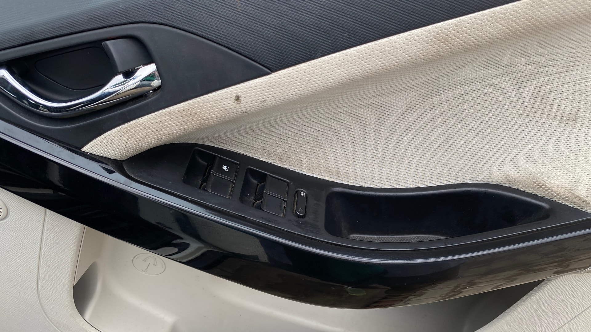 View 2023 Tata Nexon Revotron XE Image 34 Used 2023 Tata Nexon Revotron XE Image 34