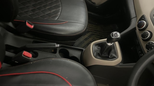 View Hyundai Grand i10 Image 38 Used Hyundai Grand i10 Image 38