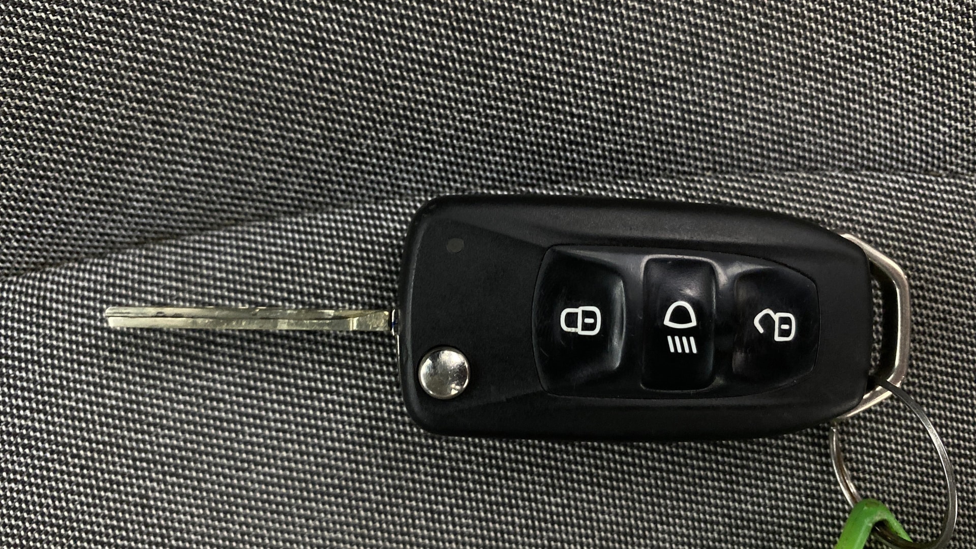 View 2025 Tata Tiago Revotorq XB Image 27 Used 2025 Tata Tiago Revotorq XB Image 27
