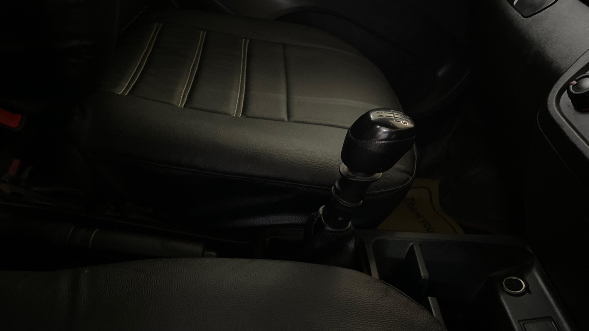 View 2021 Renault Kwid RXL Image 38 Used 2021 Renault Kwid RXL Image 38