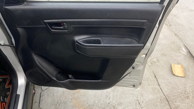 View Maruti Suzuki 1000 Image 38 Used Maruti Suzuki 1000 Image 38