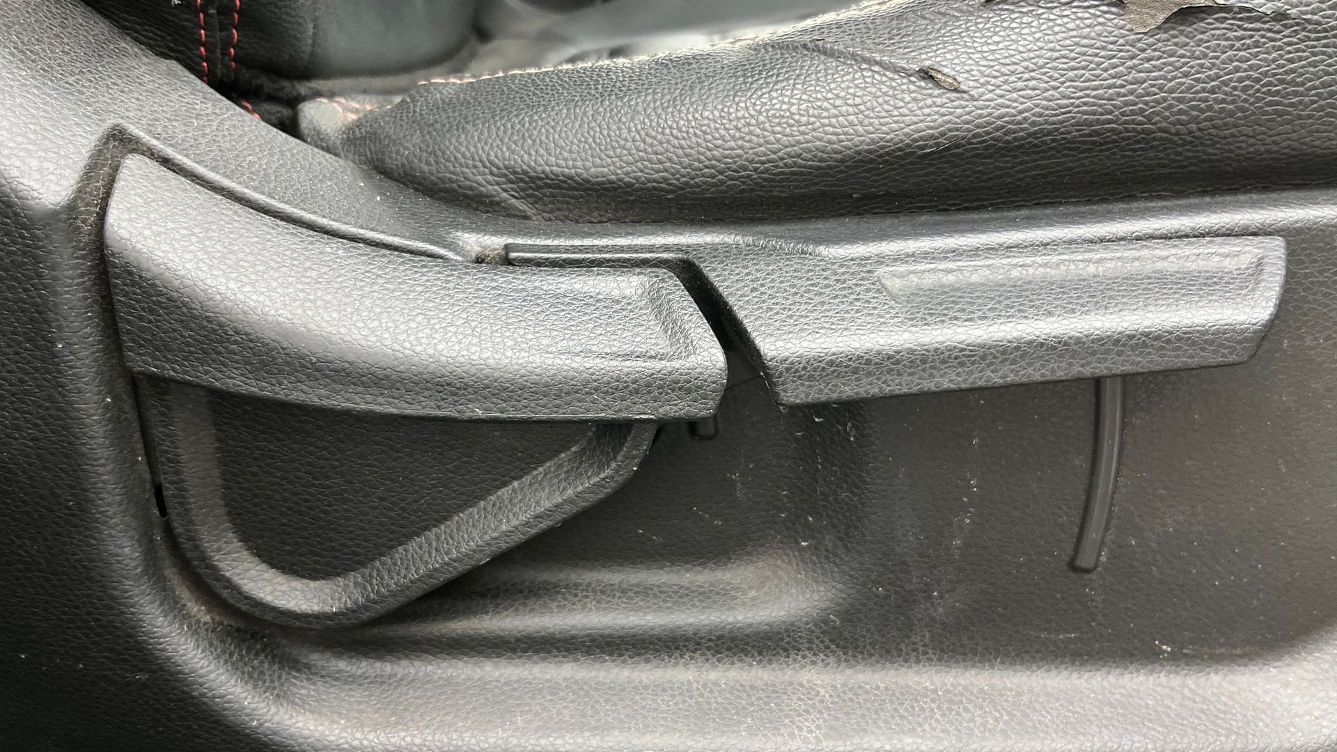 View 2021 Kia Sonet HTX Diesel Image 19 Used 2021 Kia Sonet HTX Diesel Image 19