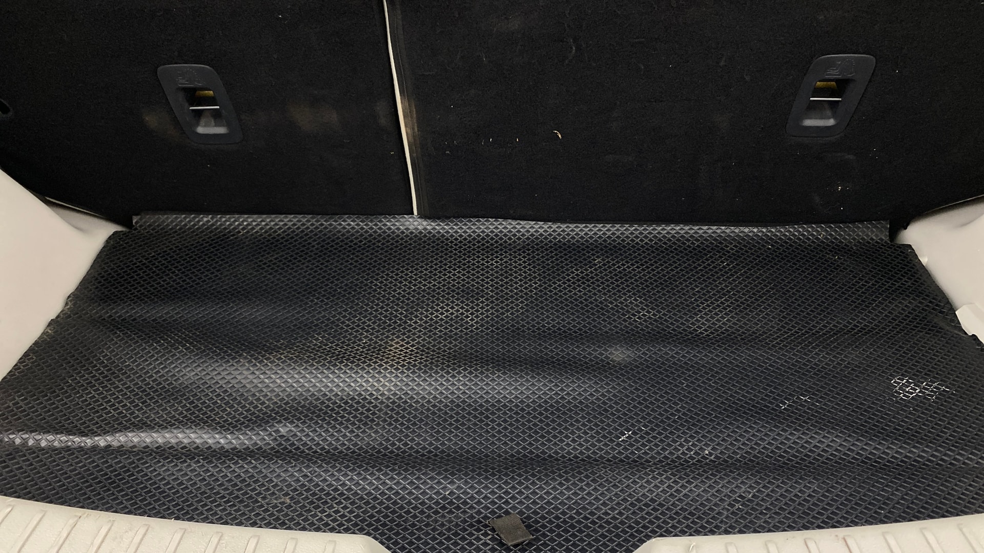 Used 2022 Mahindra XUV300 Used 2022 Mahindra XUV300