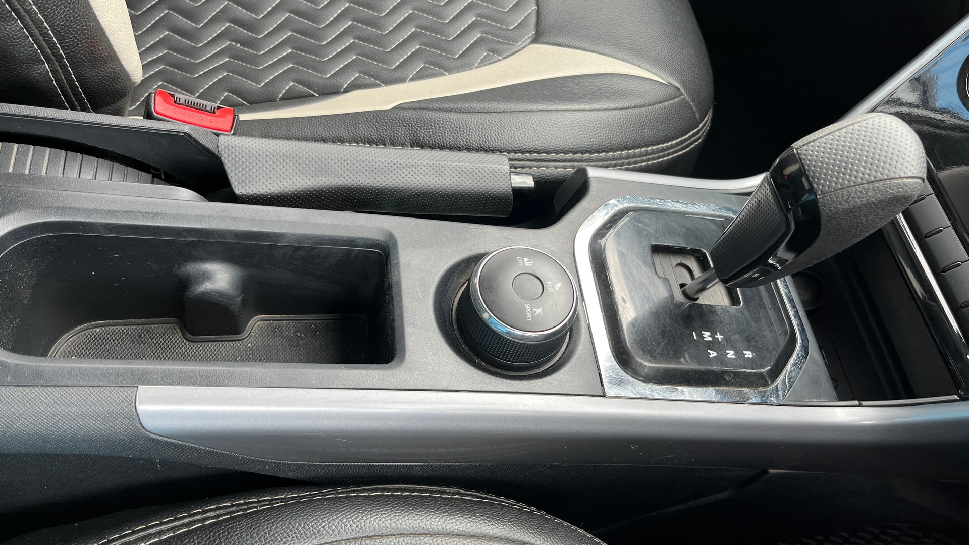View 2023 Tata Nexon Revotron XE Image 38 Used 2023 Tata Nexon Revotron XE Image 38