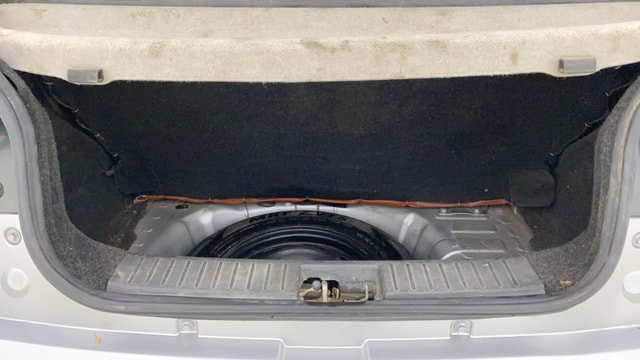 View Mahindra KUV100 Image 10 Used Mahindra KUV100 Image 10