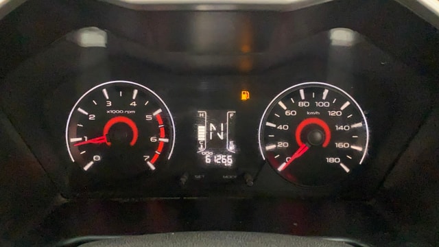 View Mahindra KUV100 Image 33 Used Mahindra KUV100 Image 33