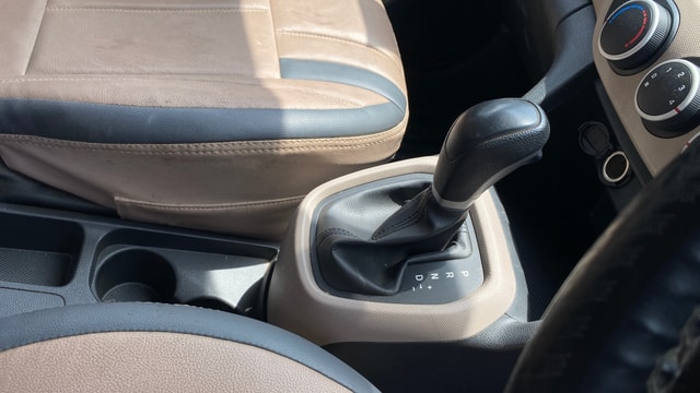 View Hyundai Grand i10 Image 37 Used Hyundai Grand i10 Image 37