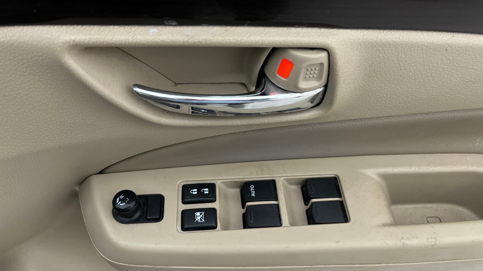 View 2018 Maruti Suzuki 1000 Base Variant Image 37 Used 2018 Maruti Suzuki 1000 Base Variant Image 37