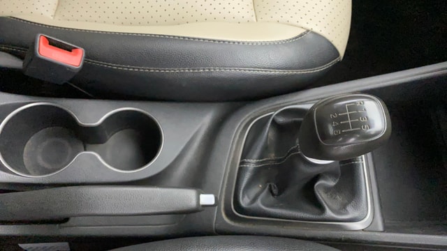 View Hyundai Verna Image 39 Used Hyundai Verna Image 39