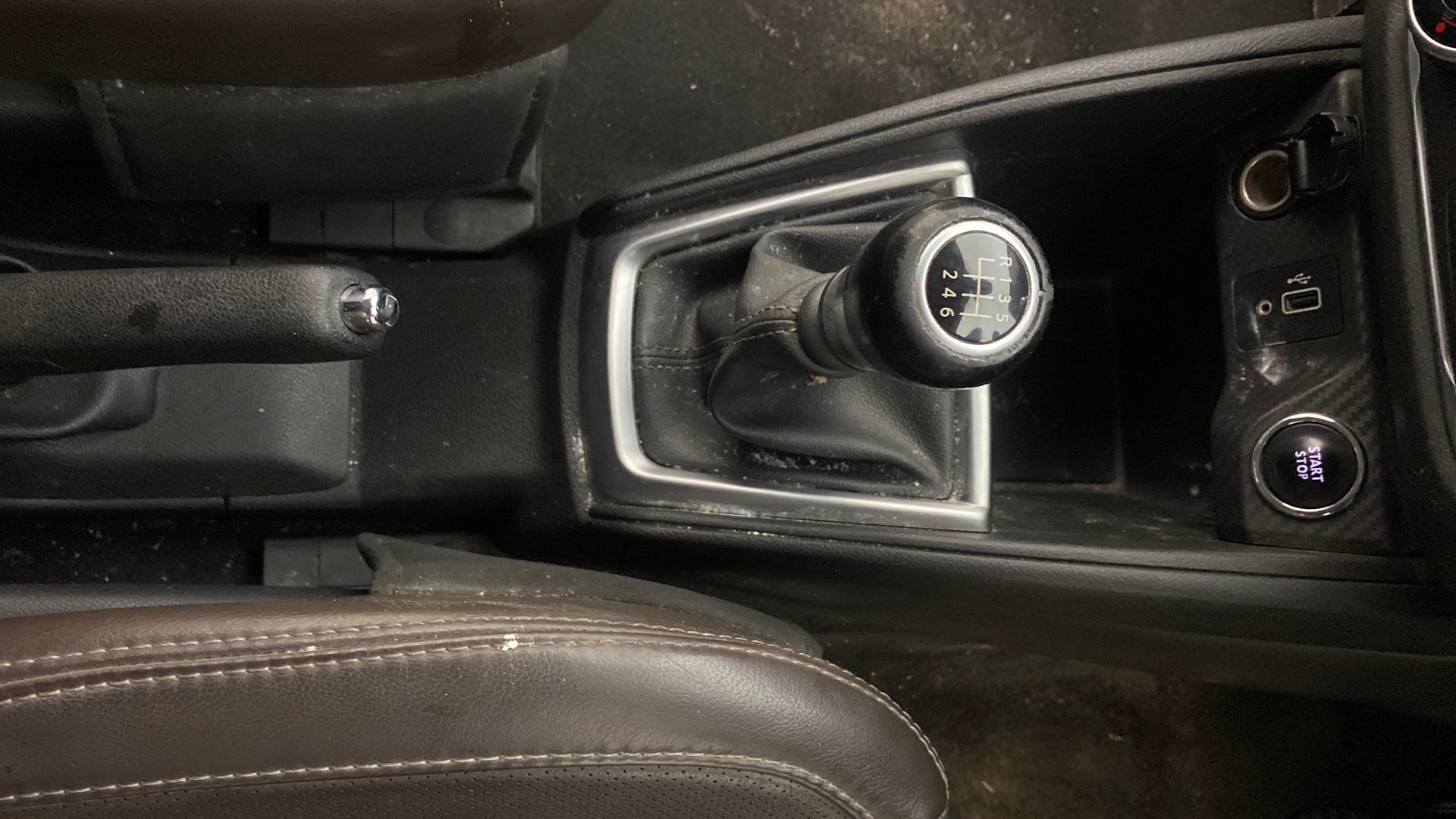 Used 2020 Nissan Kicks Used 2020 Nissan Kicks