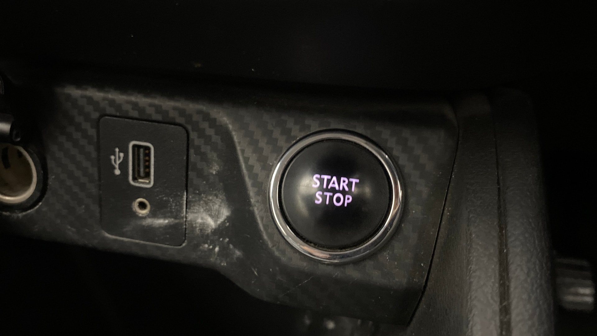 Used 2020 Nissan Kicks Used 2020 Nissan Kicks