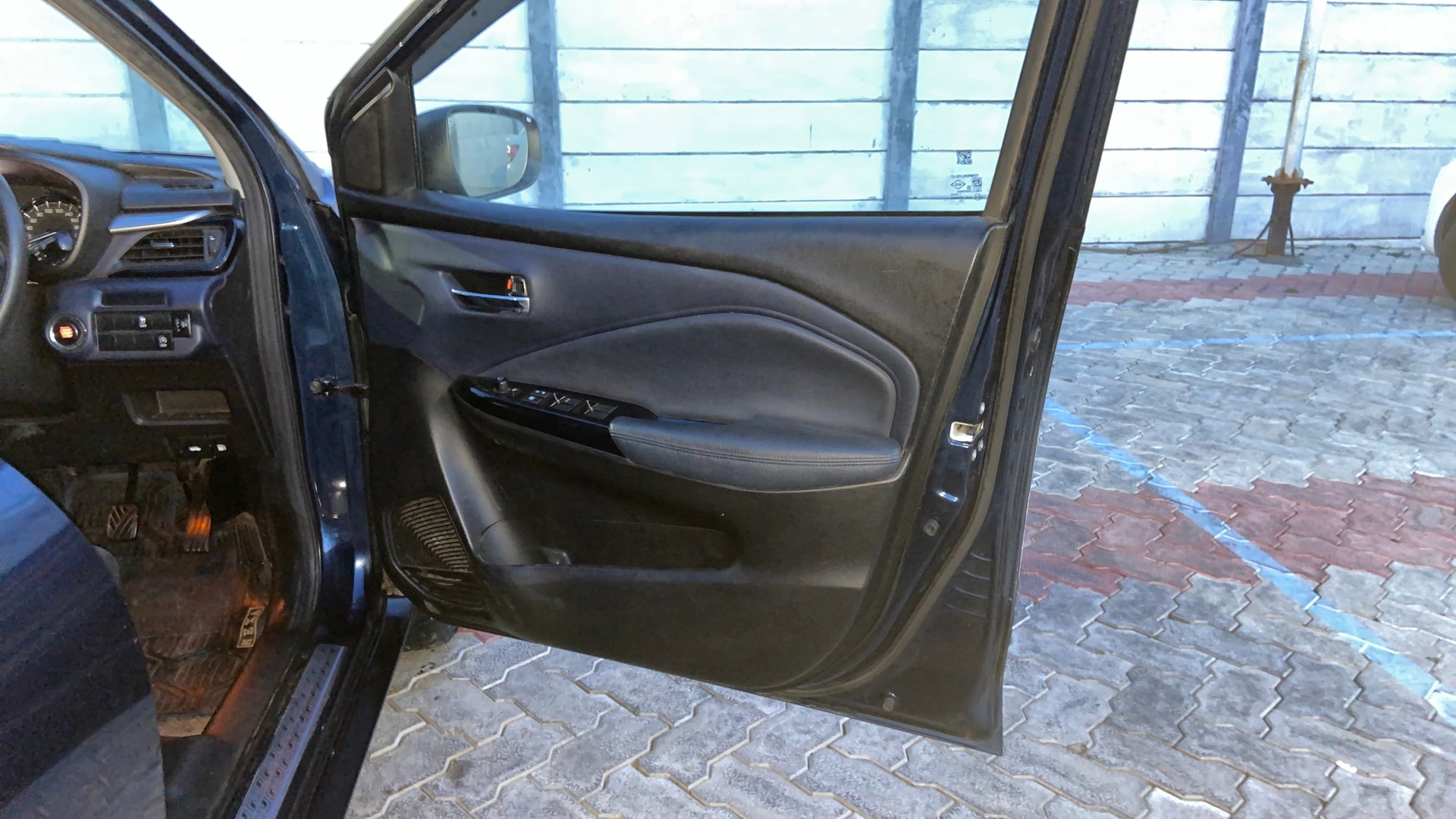 View 2023 Maruti Suzuki 1000 Base Variant Image 33 Used 2023 Maruti Suzuki 1000 Base Variant Image 33