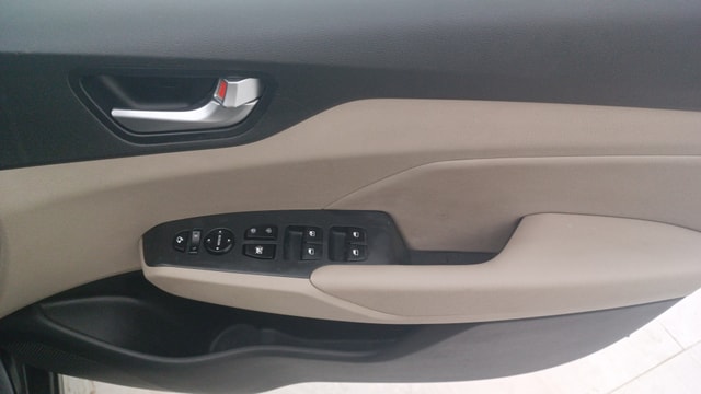 View Hyundai Verna Image 39 Used Hyundai Verna Image 39