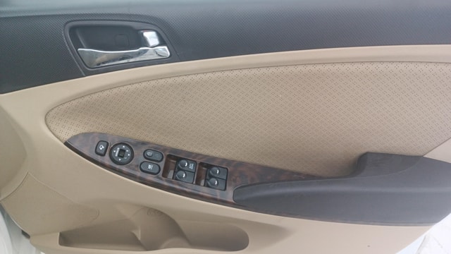 View Hyundai Fluidic Verna Image 38 Used Hyundai Fluidic Verna Image 38