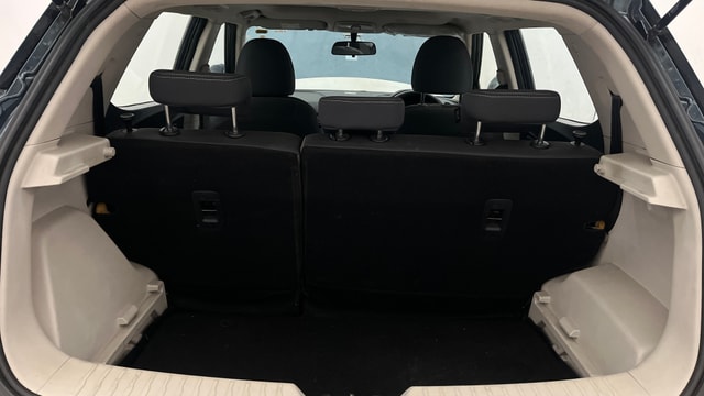View Mahindra XUV300 Image 10 Used Mahindra XUV300 Image 10