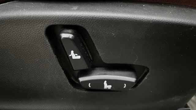 View MG Hector Plus Image 12 Used MG Hector Plus Image 12