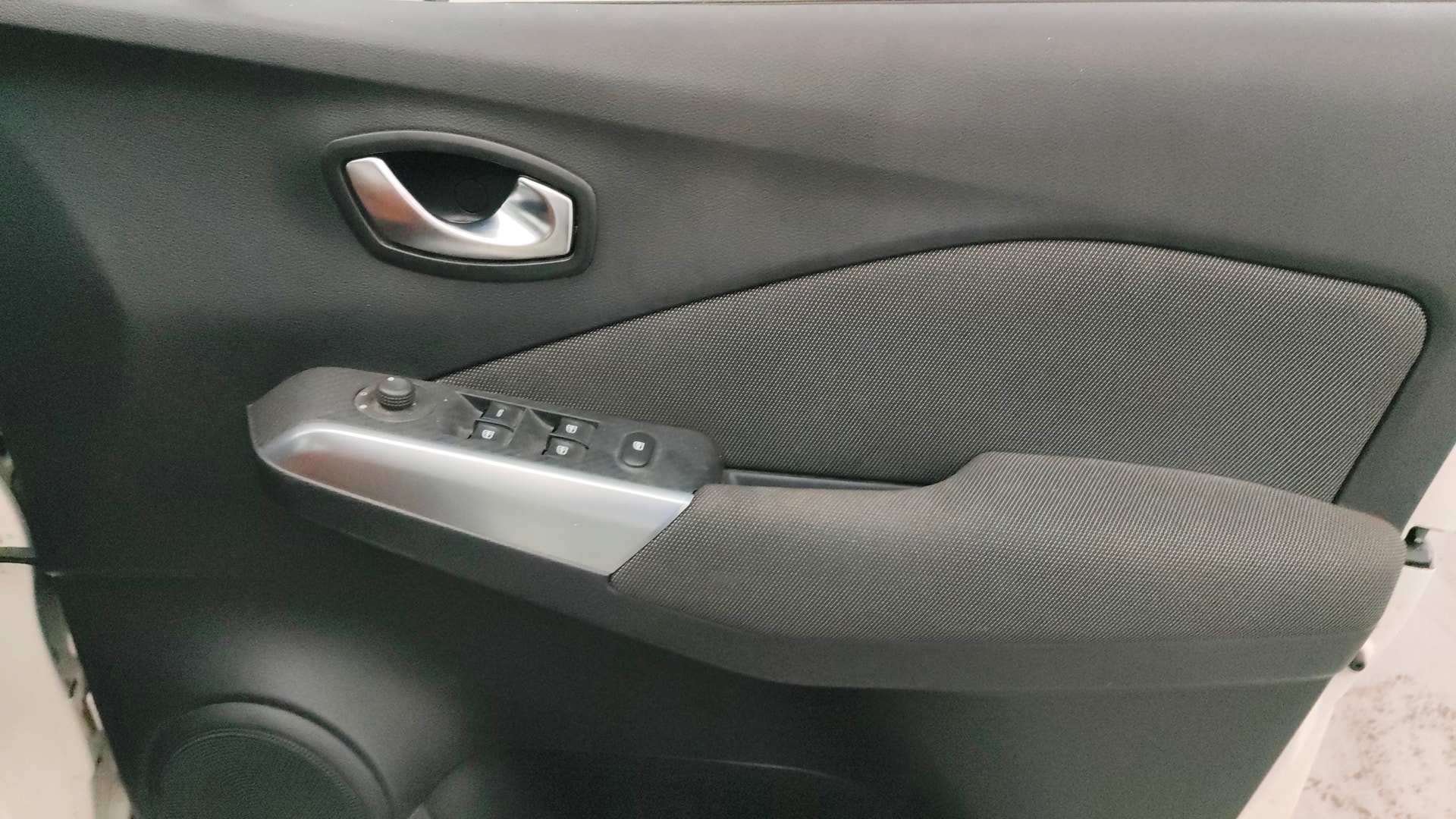 View 2020 Nissan Kicks 1.3 Turbo XV Image 33 Used 2020 Nissan Kicks 1.3 Turbo XV Image 33