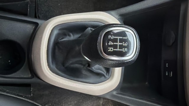 View Hyundai Grand i10 Image 39 Used Hyundai Grand i10 Image 39