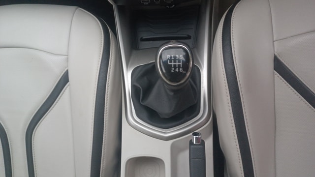 View Mahindra XUV300 Image 42 Used Mahindra XUV300 Image 42