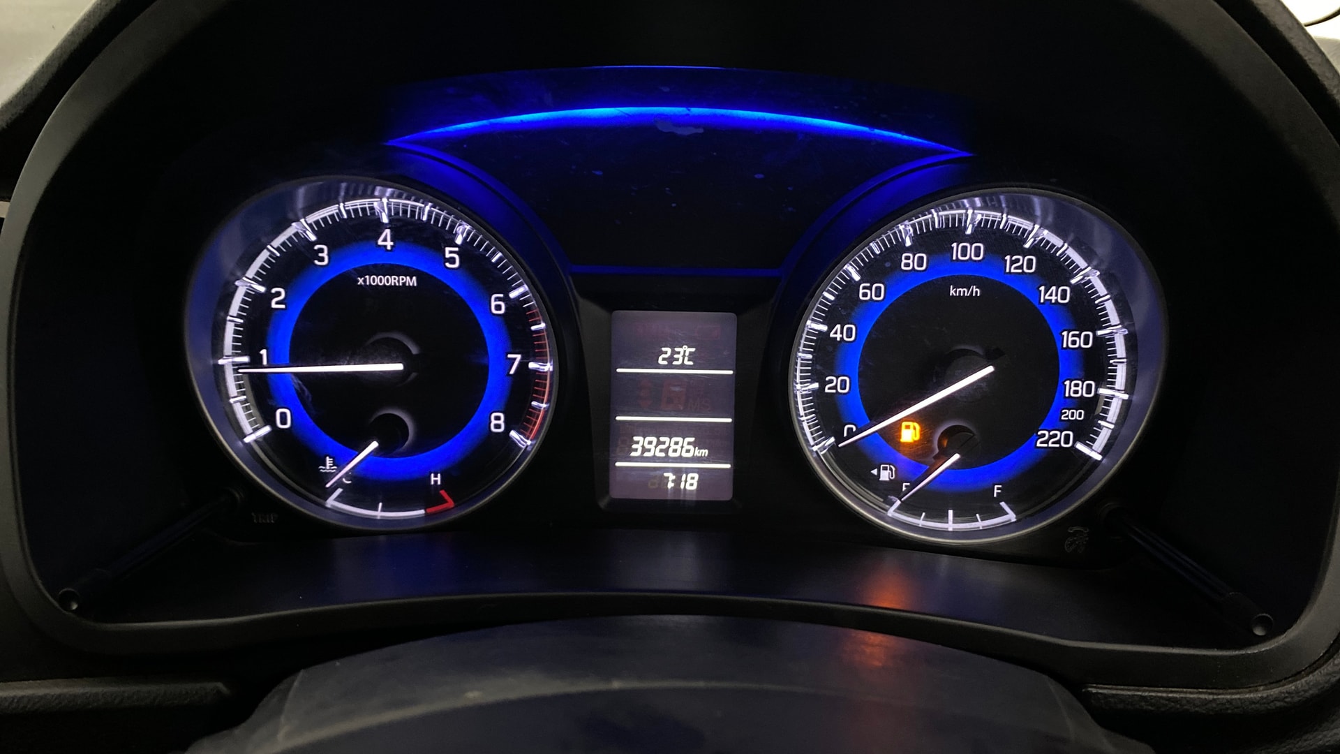 View 2017 Maruti Suzuki 1000 Base Variant Image 33 Used 2017 Maruti Suzuki 1000 Base Variant Image 33