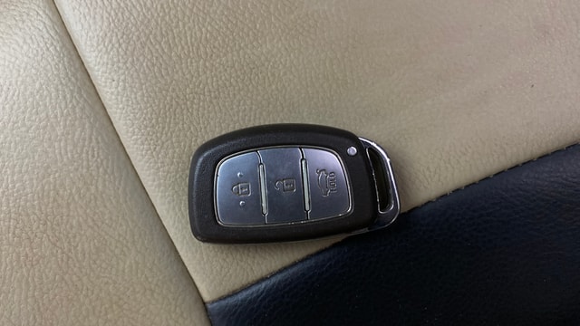 View Hyundai Xcent Image 26 Used Hyundai Xcent Image 26