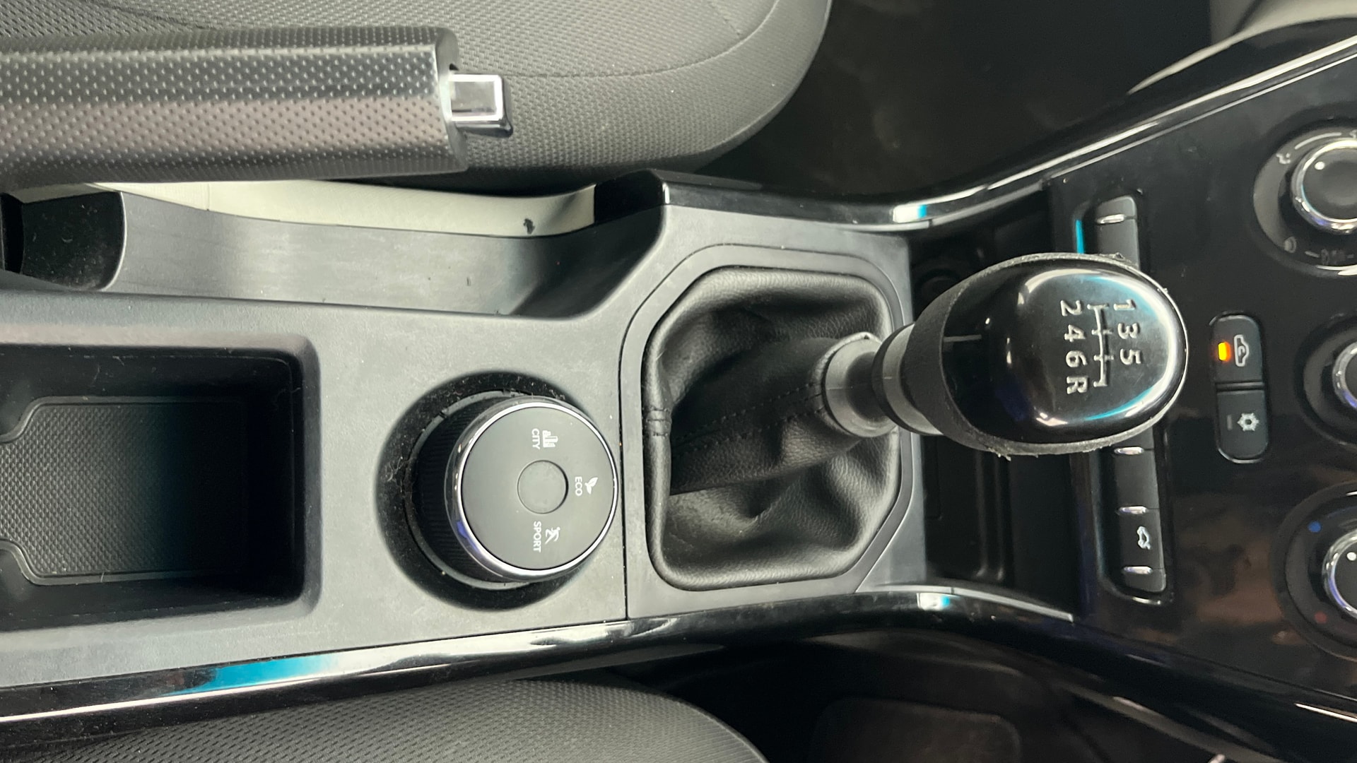 Used 2020 Tata Nexon Used 2020 Tata Nexon