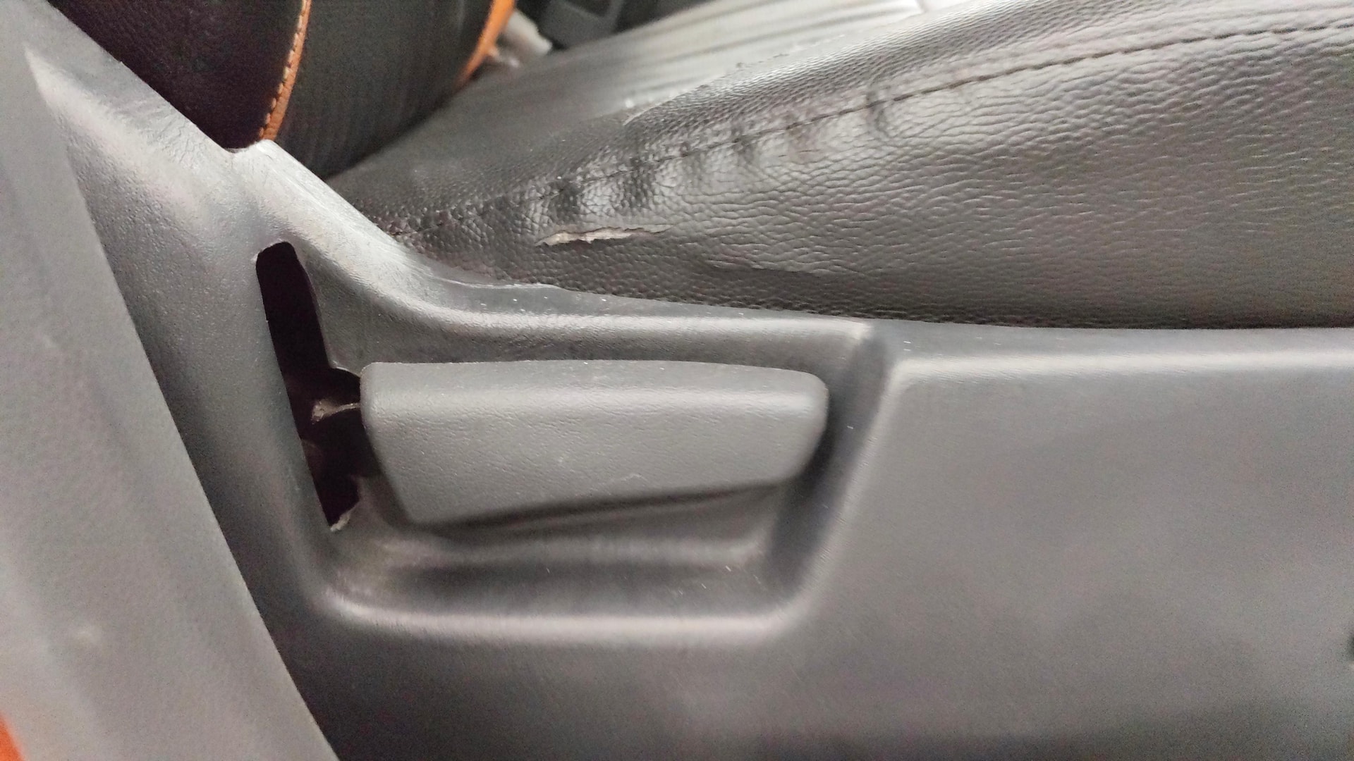 View 2015 Maruti Suzuki Alto K10 LX Image 18 Used 2015 Maruti Suzuki Alto K10 LX Image 18