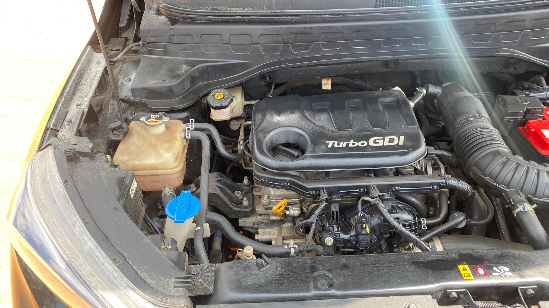 View 2021 Kia Sonet HTK Plus iMT Petrol Image 4 Used 2021 Kia Sonet HTK Plus iMT Petrol Image 4