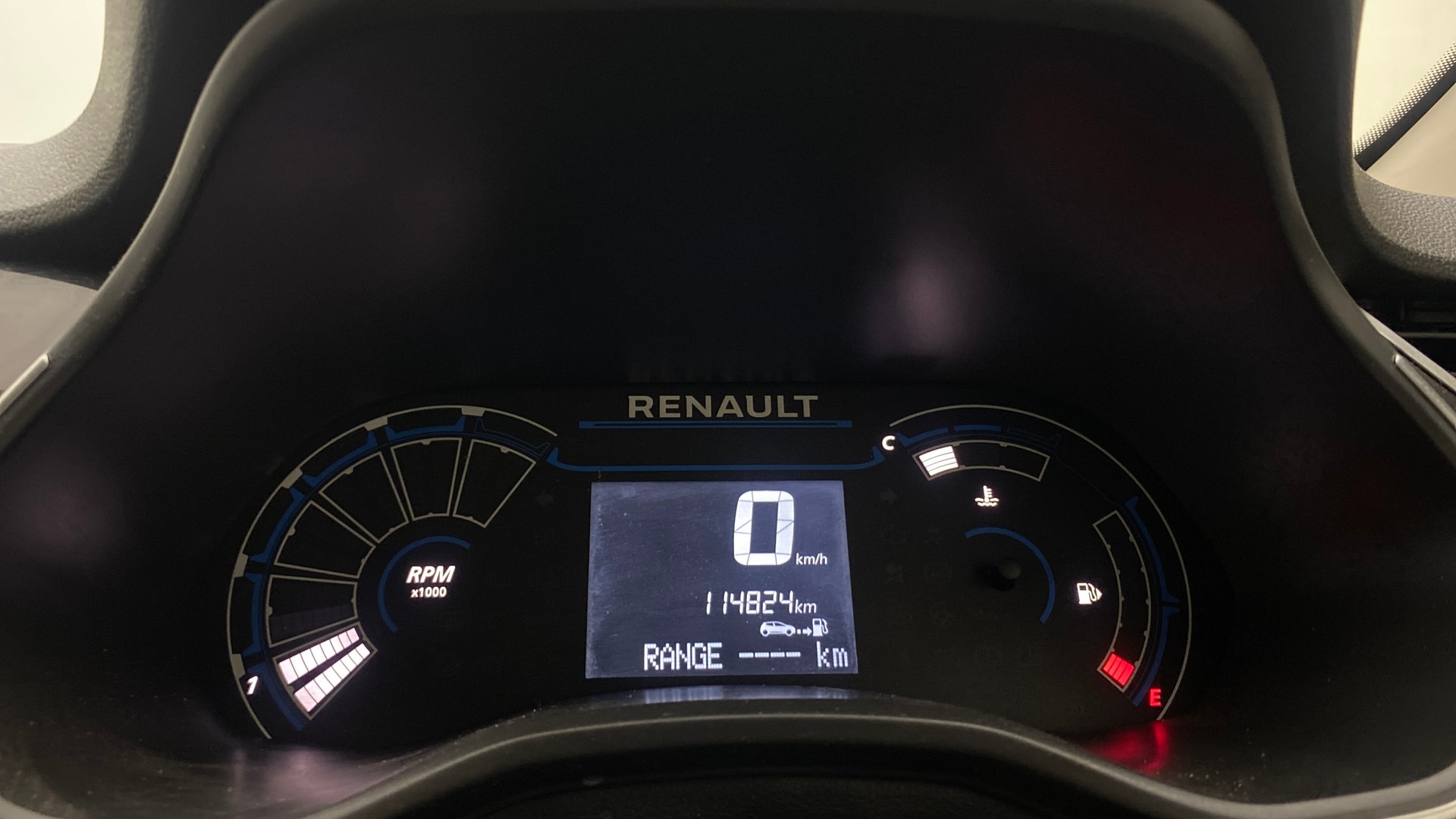 View 2019 Renault Triber RXT Image 35 Used 2019 Renault Triber RXT Image 35