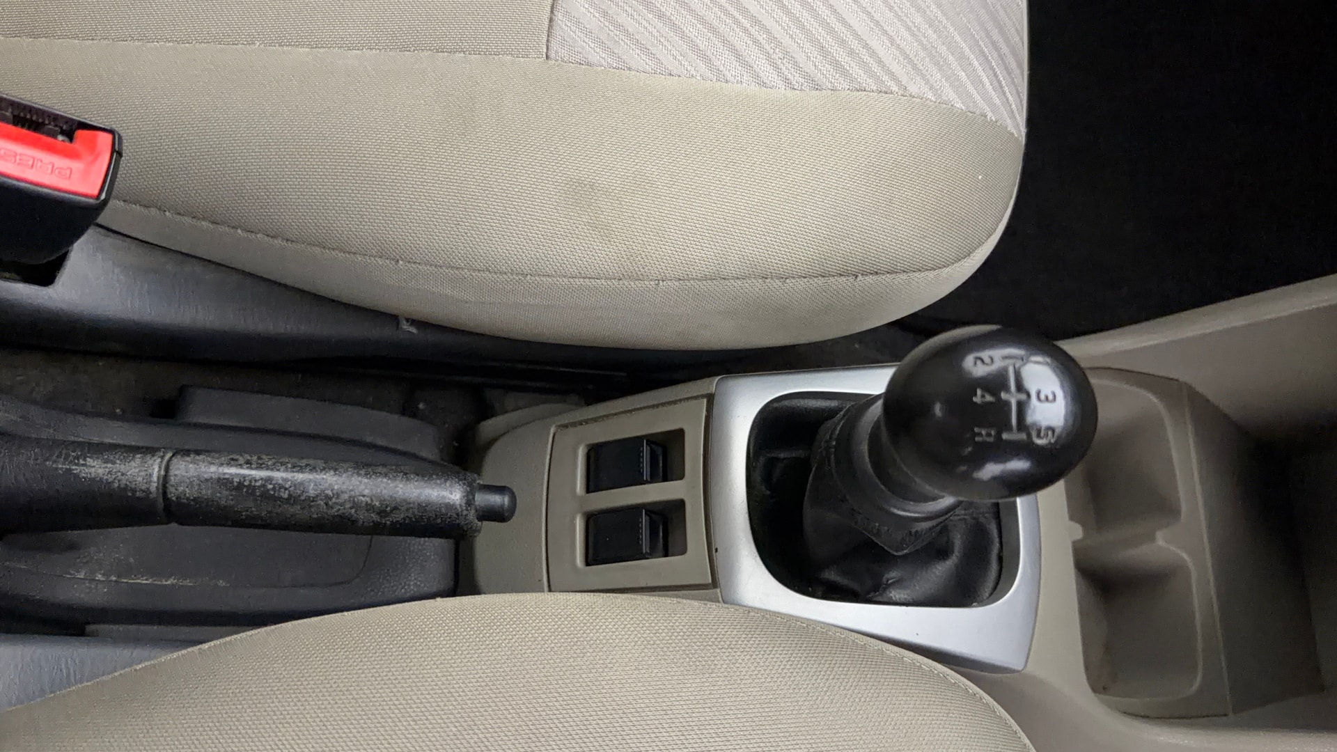 View 2015 Maruti Suzuki Alto K10 LX Image 37 Used 2015 Maruti Suzuki Alto K10 LX Image 37