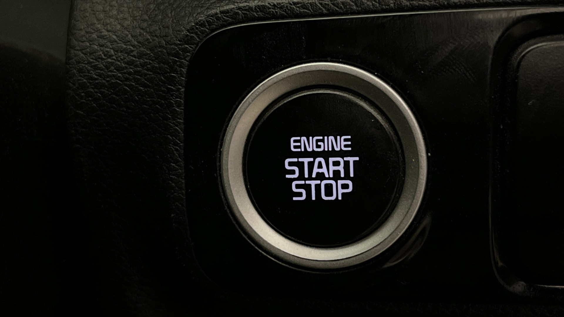 View 2023 Kia Sonet HTK Plus iMT Petrol Image 39 Used 2023 Kia Sonet HTK Plus iMT Petrol Image 39