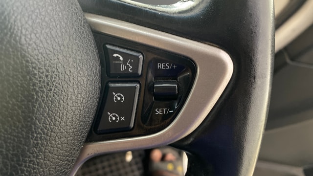View Tata Hexa Image 3 Used Tata Hexa Image 3