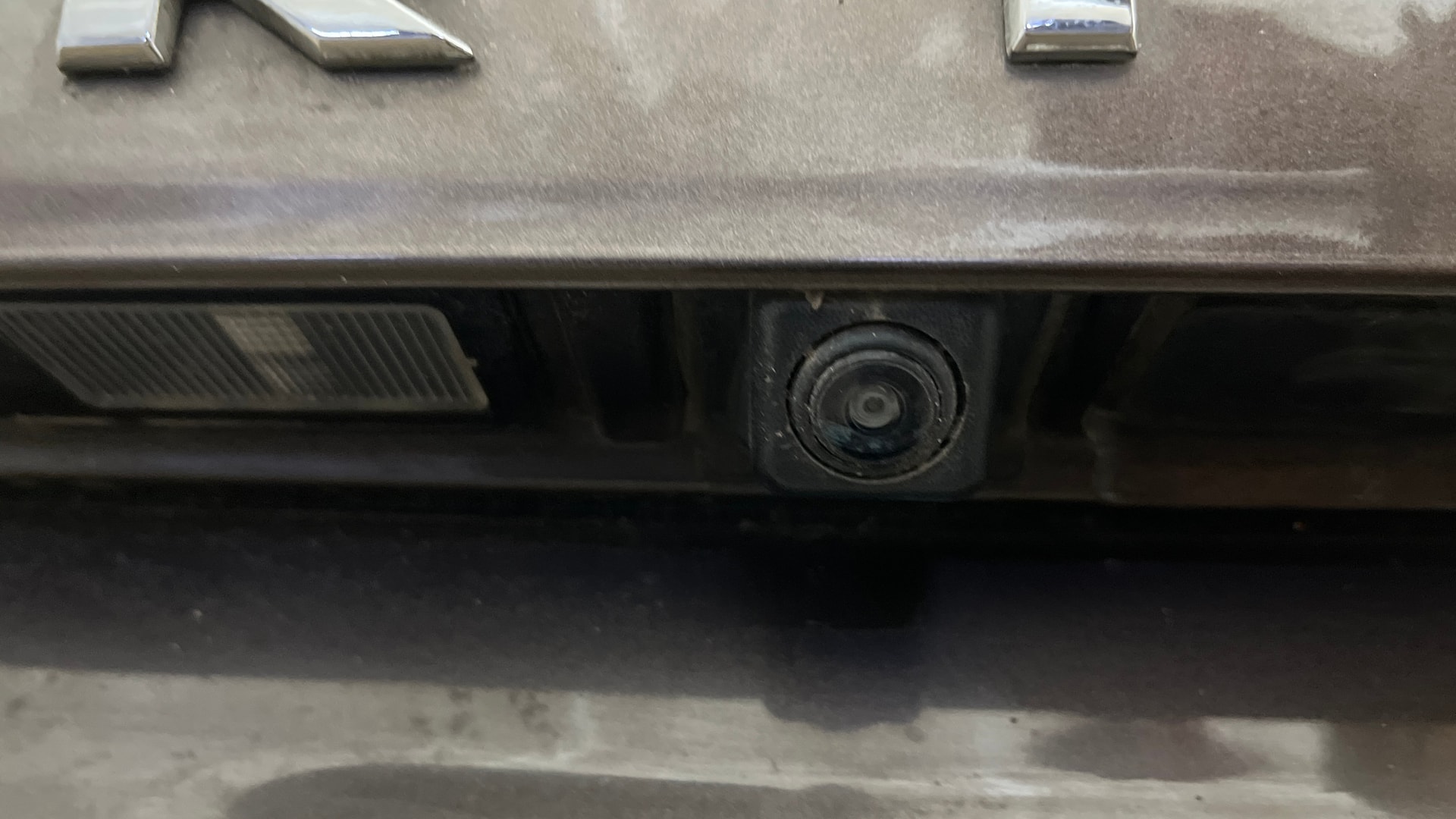 View 2024 Renault Triber RXT Image 24 Used 2024 Renault Triber RXT Image 24