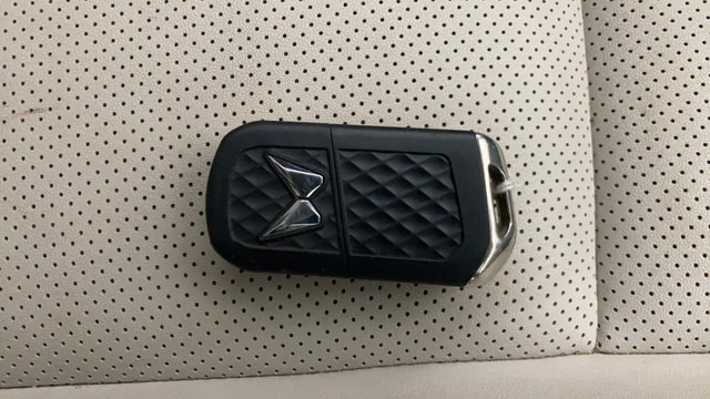 View Mahindra XUV700 Image 28 Used Mahindra XUV700 Image 28