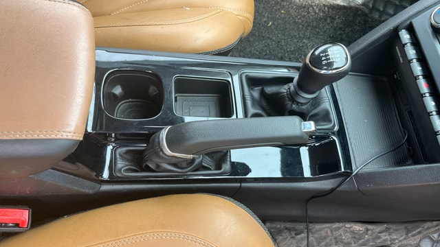 View Mahindra XUV700 Image 38 Used Mahindra XUV700 Image 38