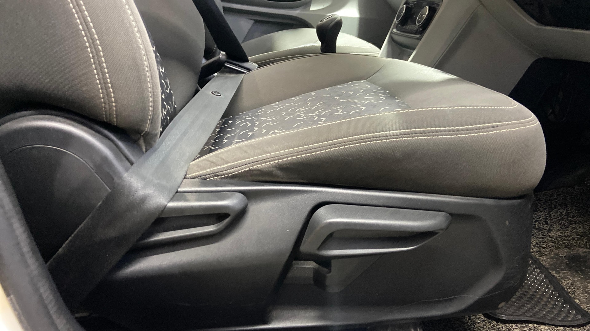 View 2020 Tata Tiago Revotorq XB Image 18 Used 2020 Tata Tiago Revotorq XB Image 18