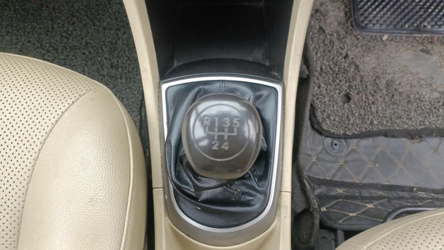 View Hyundai Verna Image 39 Used Hyundai Verna Image 39