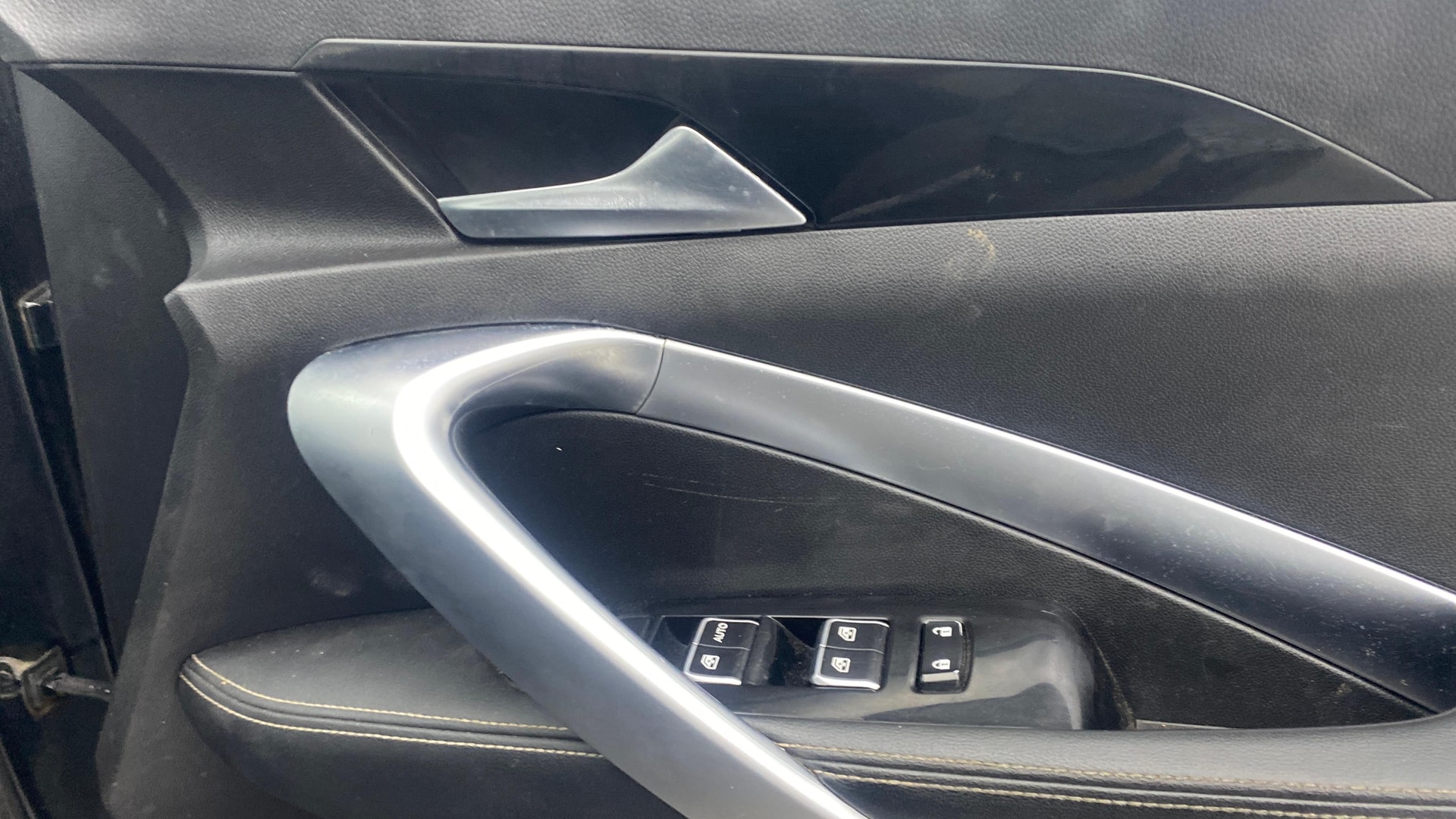 View 2020 MG Hector Sharp Hybrid BS IV Image 35 Used 2020 MG Hector Sharp Hybrid BS IV Image 35