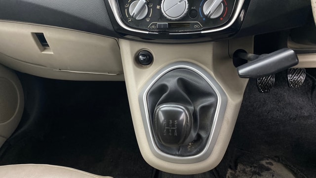 View Datsun Go Image 37 Used Datsun Go Image 37