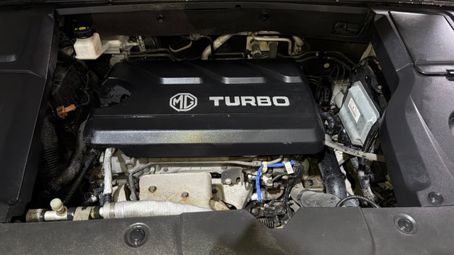 View MG Hector Image 43 Used MG Hector Image 43